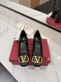 Picture of Valentino Shoes _SKUValentinosz35-40LL080720338